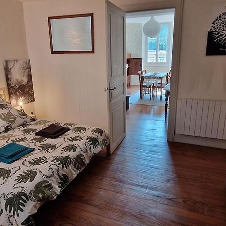 Appartement Dans Maison De Ville - 4 Personnes Олорон-Сен-Мари Екстериор снимка